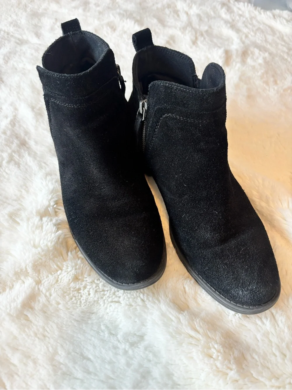 Easy Spirit Black Suede Ankle Booties LIKE NEW